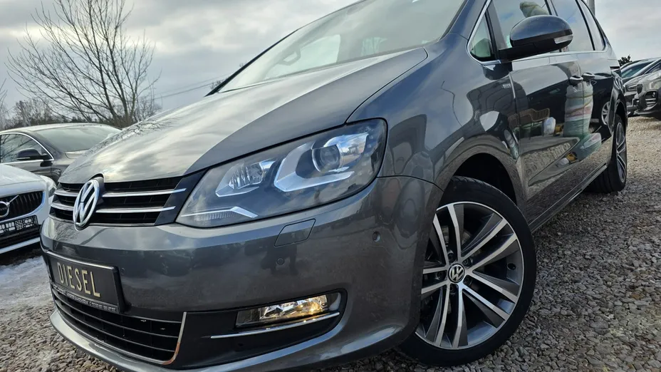 VOLKSWAGEN Sharan -