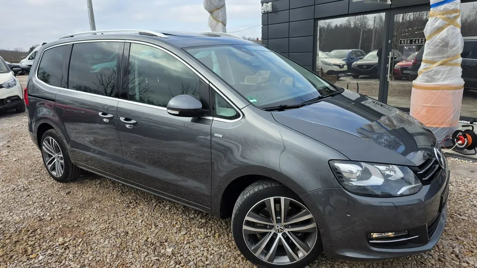 VOLKSWAGEN Sharan -