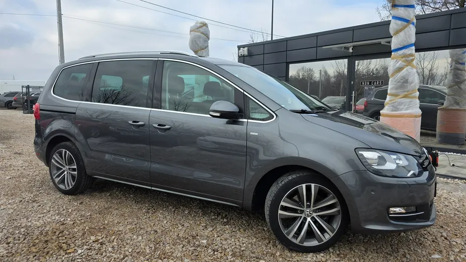 VOLKSWAGEN Sharan -