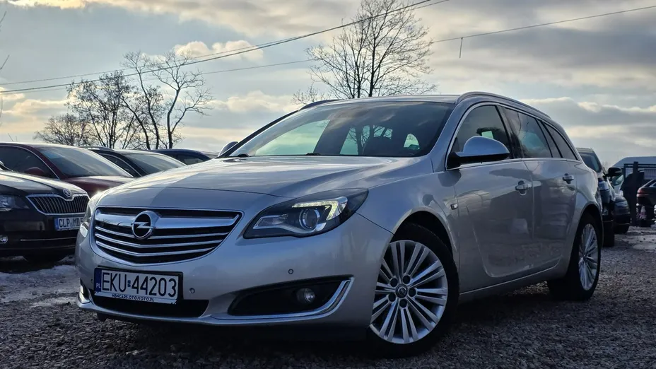 OPEL Insignia -