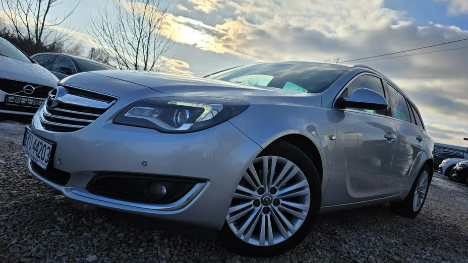 OPEL Insignia -