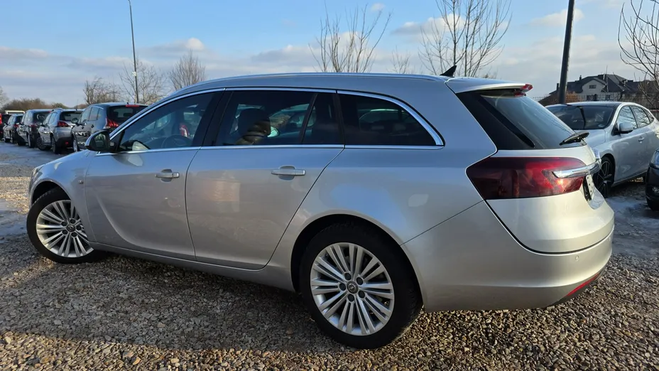 OPEL Insignia -