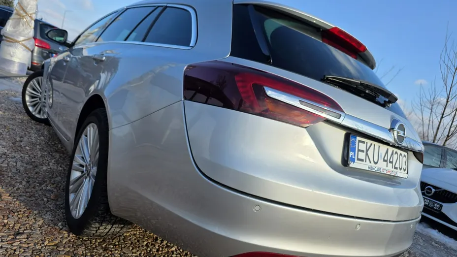 OPEL Insignia -