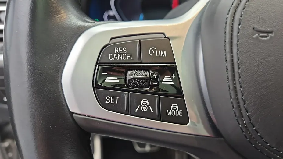 BMW iX3 -