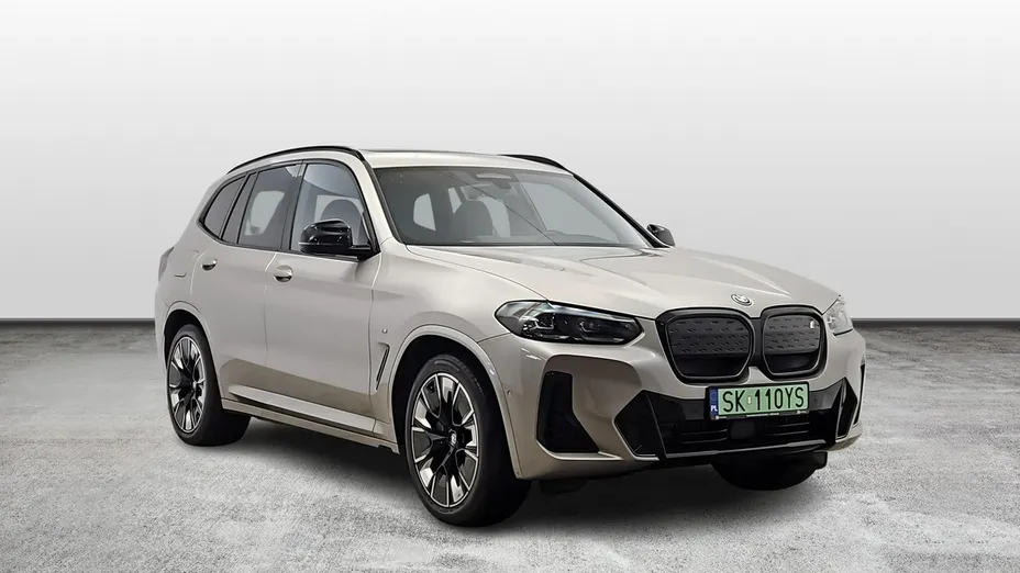 BMW iX3 -