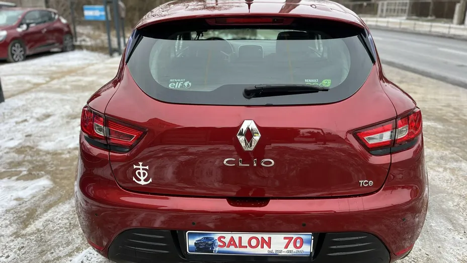 RENAULT Clio -