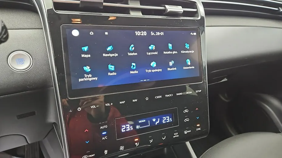 HYUNDAI Tucson -