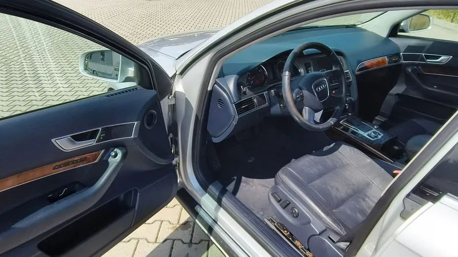 AUDI A6 Avant -