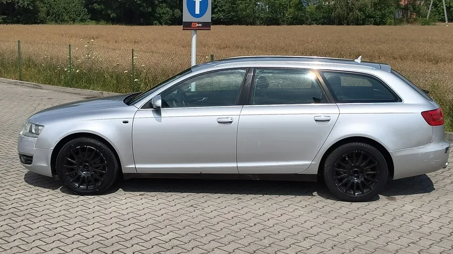 AUDI A6 Avant -
