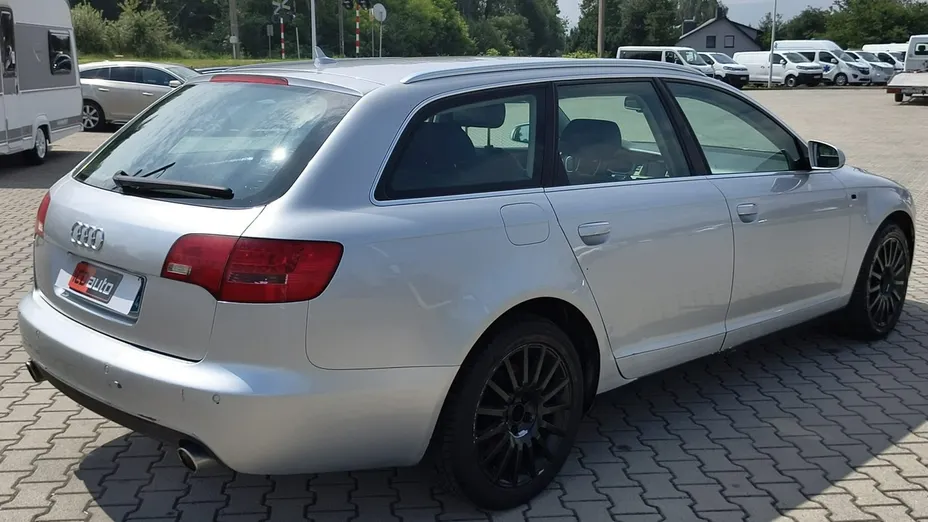 AUDI A6 Avant -