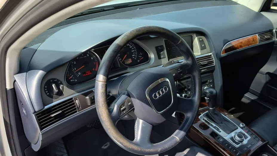AUDI A6 Avant -