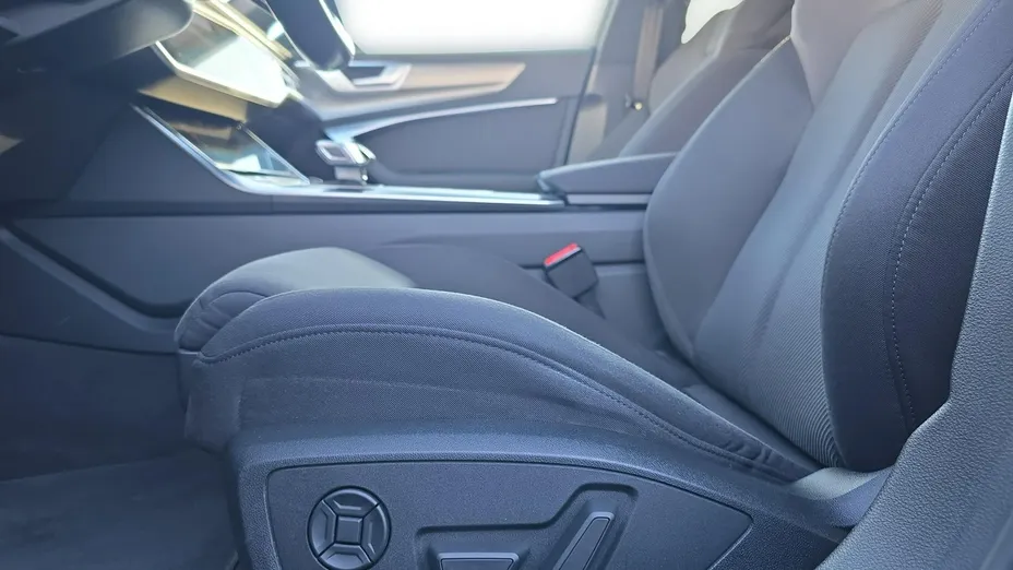 AUDI A6 Avant -