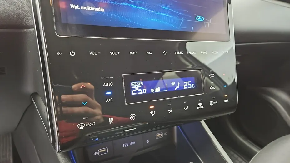 HYUNDAI Tucson -