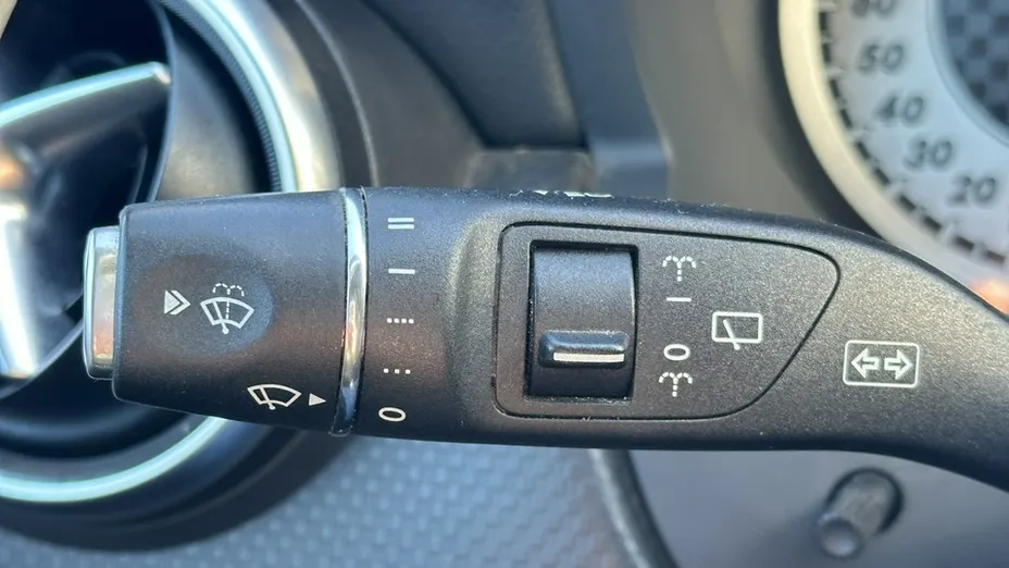 MERCEDES-BENZ A Klasa -