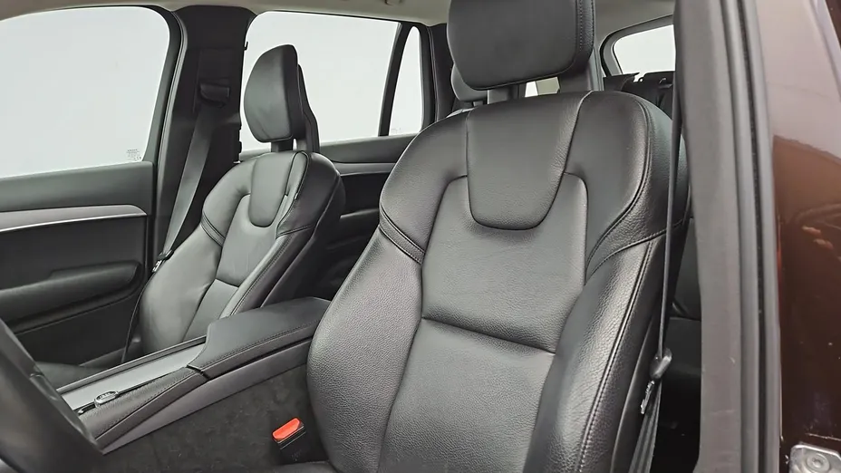 VOLVO XC90 -