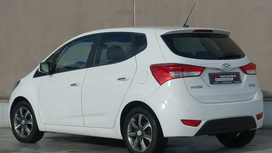 HYUNDAI ix20 -