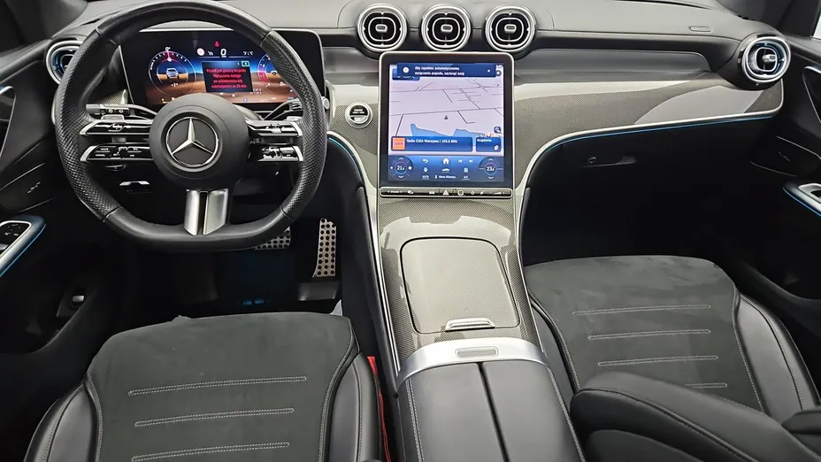 MERCEDES-BENZ GLC -