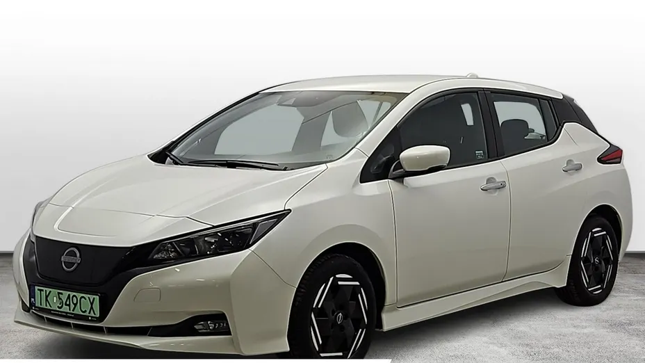 NISSAN Leaf -