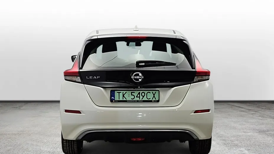 NISSAN Leaf -