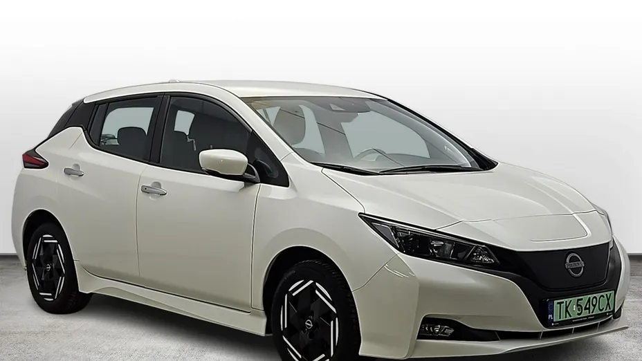 NISSAN Leaf -