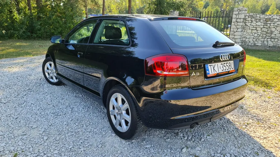 AUDI A3 -