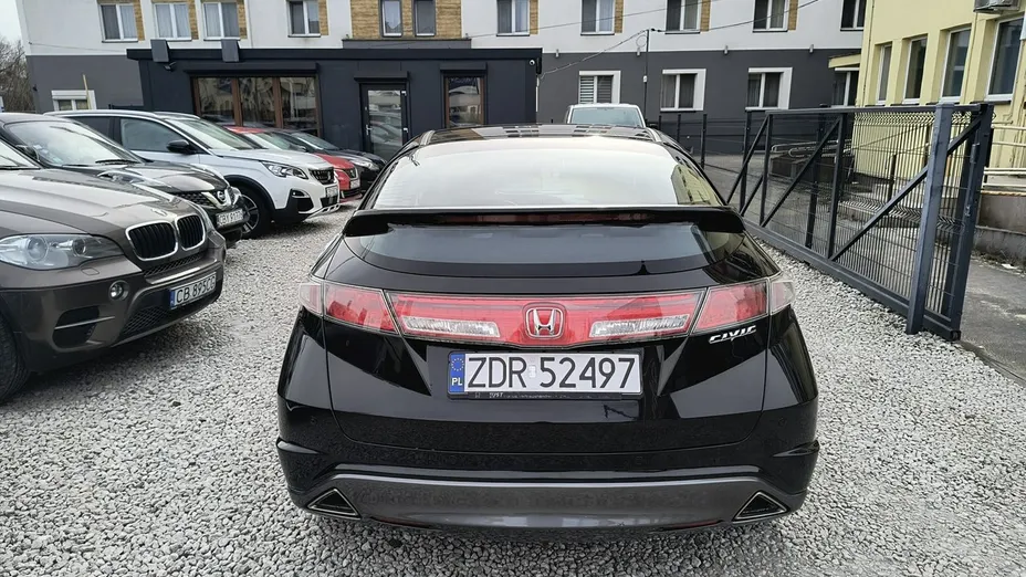 HONDA Civic -