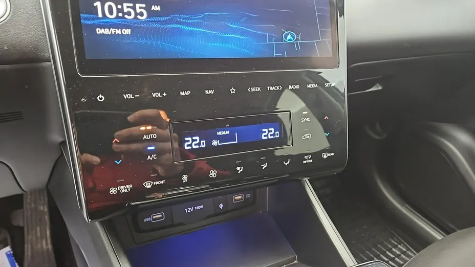 HYUNDAI Tucson -