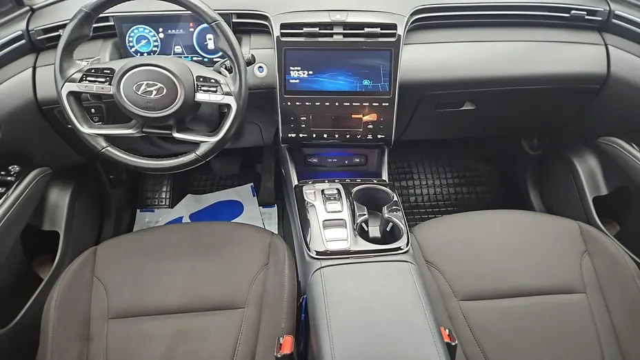 HYUNDAI Tucson -