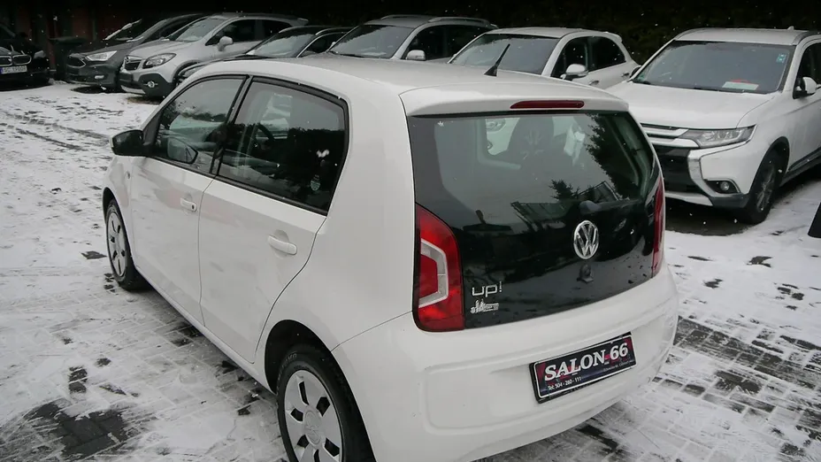 VOLKSWAGEN up! -