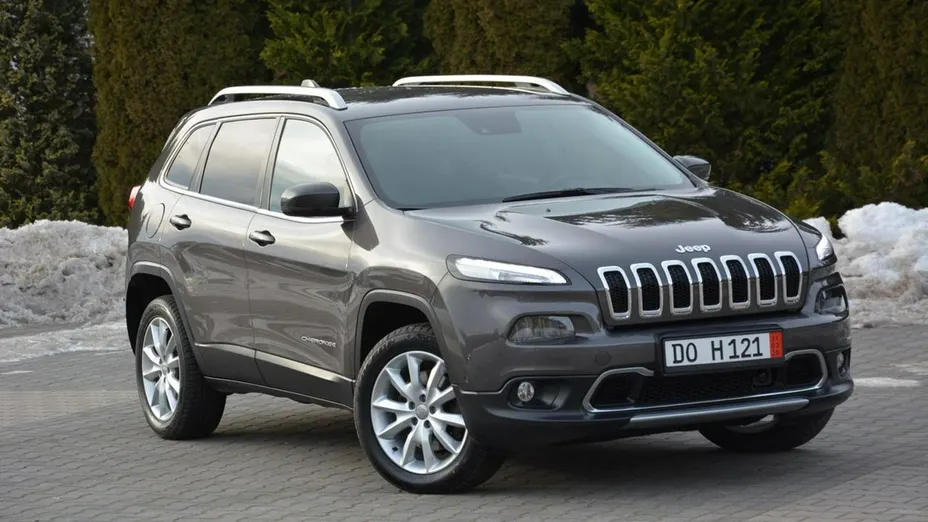 JEEP Cherokee -