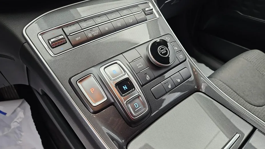 HYUNDAI Santa Fe -