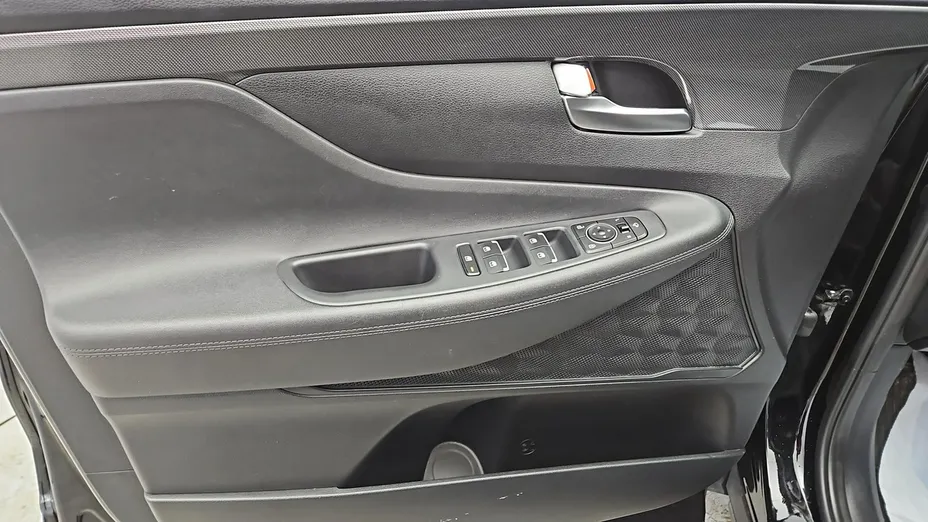 HYUNDAI Santa Fe -