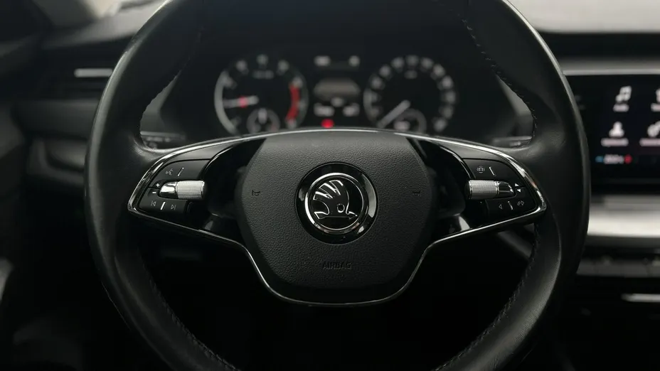 SKODA Octavia -