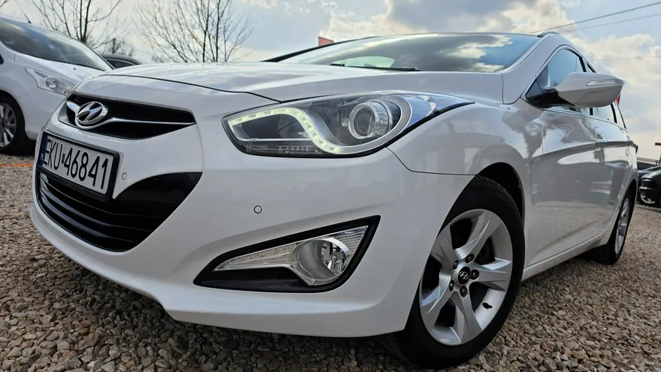 HYUNDAI i40 -