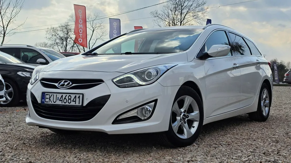 HYUNDAI i40 -