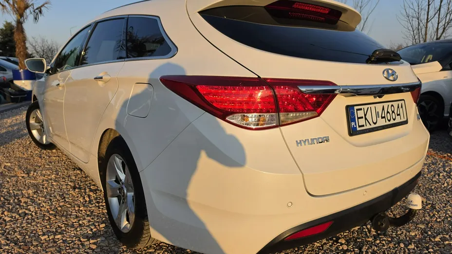 HYUNDAI i40 -