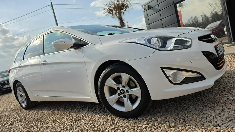 HYUNDAI i40 -