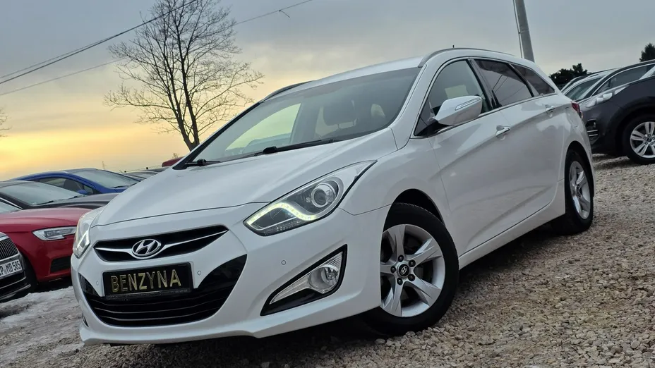 HYUNDAI i40 -