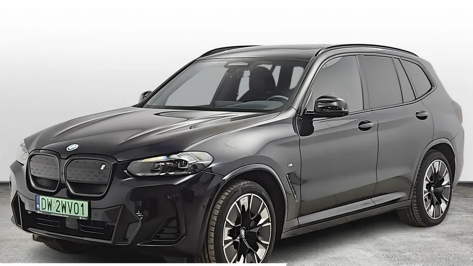 BMW iX3 -
