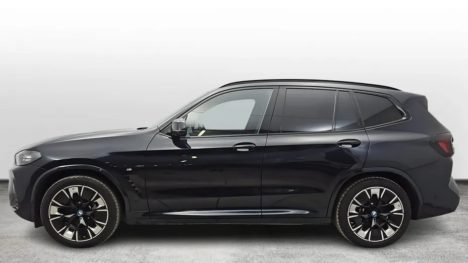 BMW iX3 -