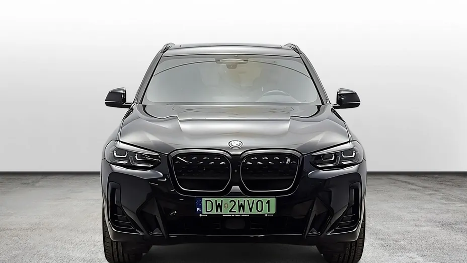 BMW iX3 -
