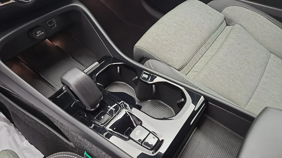 VOLVO XC40 -