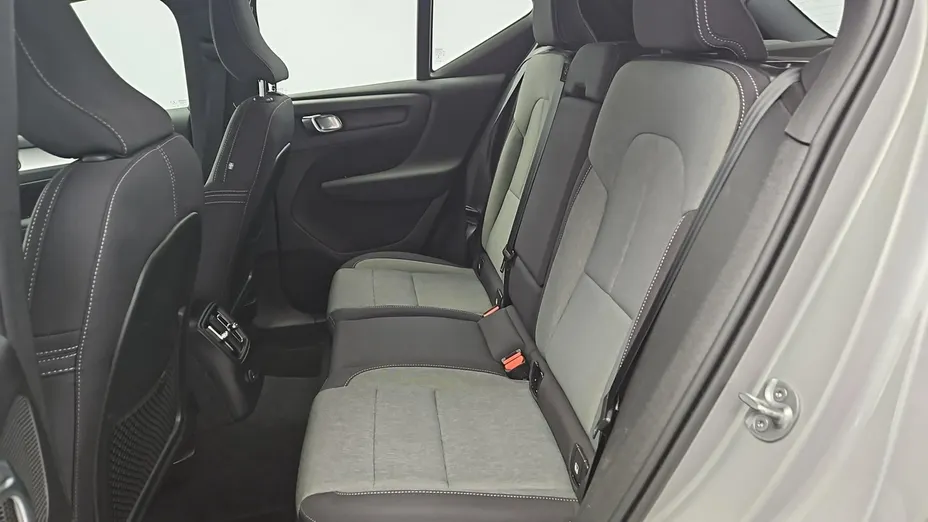 VOLVO XC40 -