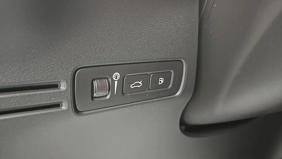 VOLVO XC40 -
