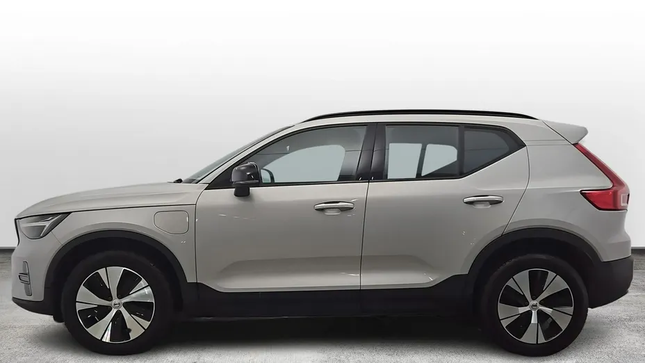 VOLVO XC40 -