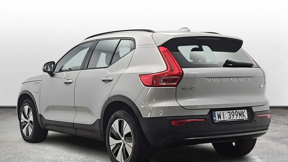 VOLVO XC40 -