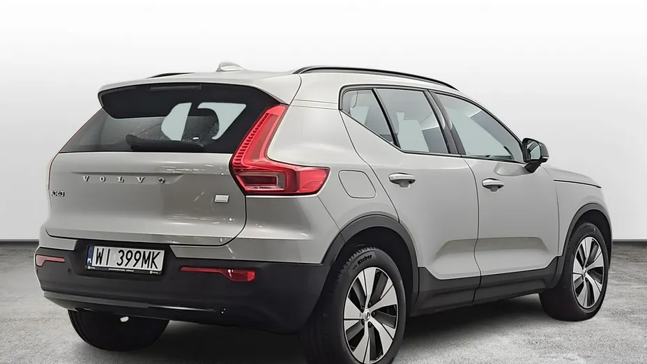VOLVO XC40 -