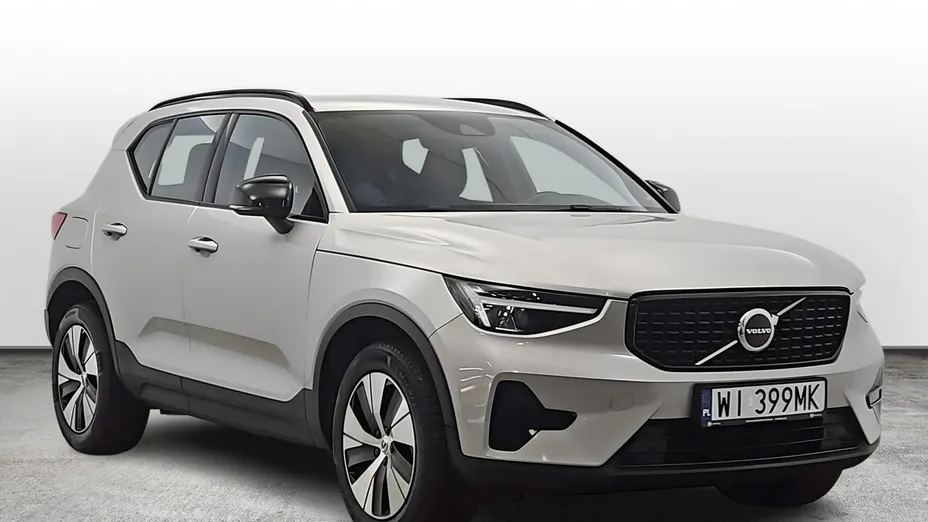 VOLVO XC40 -