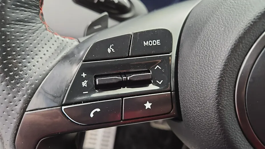HYUNDAI Tucson -