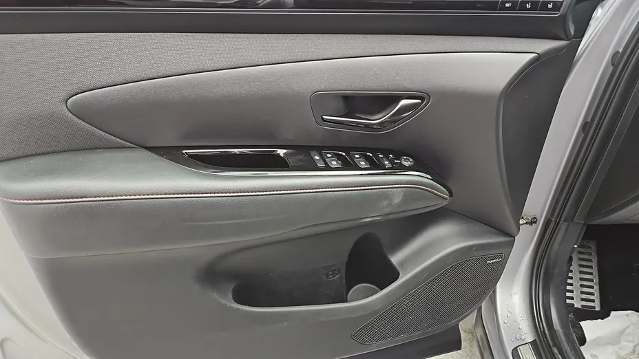 HYUNDAI Tucson -